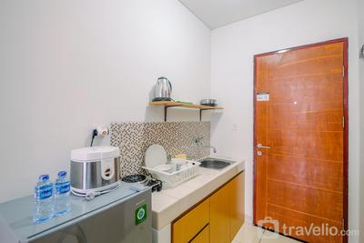 Apartemen Dave - Great Deal Studio at Dave Apartment near Campus By Travelio