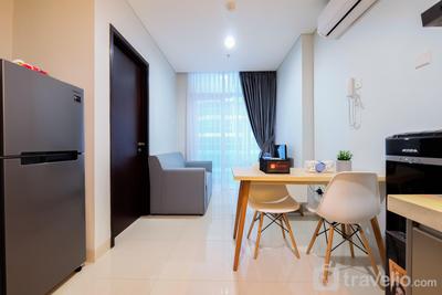 Well Furnished 1BR Brooklyn Alam Sutera Apartment By Travelio