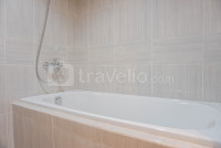 Apartemen Vasanta Innopark - Cozy and Modern Look 1BR Apartment Vasanta Innopark By Travelio