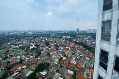 Apartemen Patraland Urbano - Well Furnished Studio Room at High Floor Patraland Urbano Apartment By Travelio