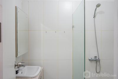 Apartemen Skylounge Tamansari - Minimalist and Stylish Studio Skylounge Tamansari Apartment By Travelio