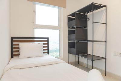 Apartemen West Vista - Comfy and Well Furnished 2BR West Vista Apartment By Travelio