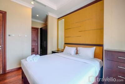 Apartemen Bellezza - Exclusive and Comfy 2BR with Extra Room at Bellezza Apartment By Travelio
