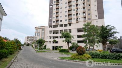Apartemen Puncak Dharmahusada - Spacious 3BR Combined at Puncak Dharmahusada Apartment By Travelio