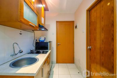 Apartemen Cinere Bellevue Suites - Cozy Living Studio Room at Cinere Bellevue Suites Apartment By Travelio