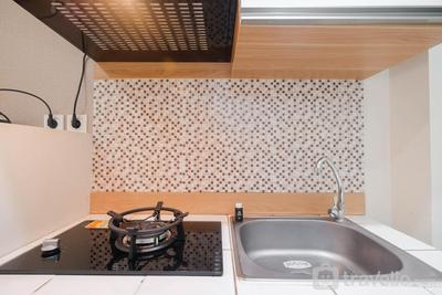 Apartemen Springlake Summarecon Bekasi - Modern Studio with Great Lake View at Springlake Summarecon Apartment By Travelio