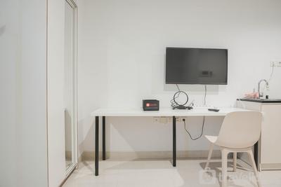 Apartemen West Vista - Gorgeous and Cozy Studio at West Vista Apartment By Travelio