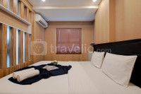 Wooden Accent 2BR at Mekarwangi Square Cibaduyut Apartment By Travelio