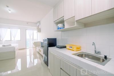 Apartemen Park View Condominium - Nice and Cozy Studio at Park View Condominium Apartment By Travelio