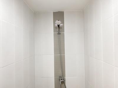 Apartemen Samesta Mahata Tanjung Barat - Best Unfurnished Studio with AC at Samesta Mahata Tanjung Barat Apartment By Travelio