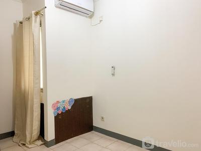 Apartemen Gajah Mada Mediterania - Unfurnished 1BR with AC at 8th Floor Gajah Mada Mediterania Apartment By Travelio