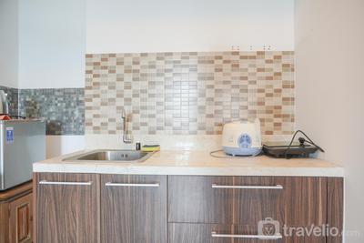 Apartemen Aspen Residence - Modern Look and Restful Studio Apartment Aspen Residence By Travelio