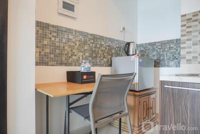 Apartemen Aspen Residence - Modern Look and Restful Studio Apartment Aspen Residence By Travelio