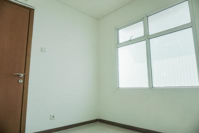 Apartemen Green Bay Condominium - 2BR Unfurnished with AC at Green Bay Condominium Apartment By Travelio