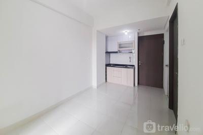 Apartemen Emerald Bintaro - Unfurnished 2BR Apartment at Emerald Bintaro with AC and City View By Travelio