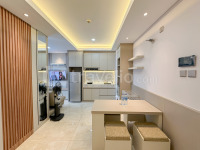 Apartemen 88 Avenue - Modern Look 2BR with Sofa Bed at 88 Avenue Apartment By Travelio