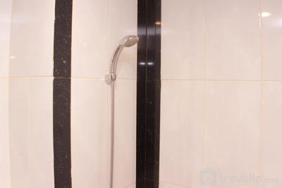 Apartemen Grand Kamala Lagoon - Restful and Elegant Studio at Grand Kamala Lagoon Apartment By Travelio