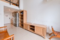 Cozy Stay and Comfy Studio Loft Kingland Avenue Apartment By Travelio