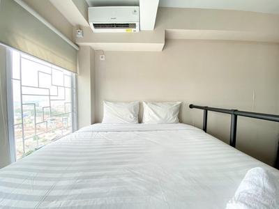 Luxury and Minimalist Studio at Patraland Urbano Apartment By Travelio