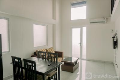 Apartemen Kingland Avenue - Exclusive and Homey 3BR Loft at Kingland Avenue Apartment By Travelio