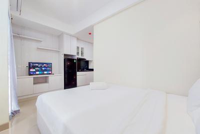 Apartemen B Residence - Serene and Homey Studio Apartment B Residence By Travelio