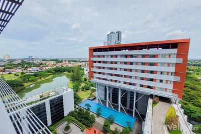 Apartemen Paddington Heights - Furnished 2BR with Extra Bedroom and Balcony at Paddington Heights Apartment By Travelio