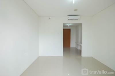 Apartemen Woodland Park Residence - Unfurnished Studio Apartment with AC at 16th Floor Woodland Park Residence By Travelio