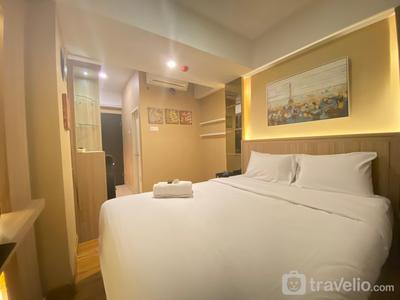 Luxurious Studio Room Grand Asia Afrika Apartment By Travelio