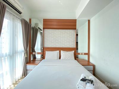 Apartemen Taman Melati Jatinangor - Monochrome Studio Room at Taman Melati Jatinangor Apartment By Travelio