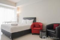 Comfort and Homey Studio at Green Sedayu Apartment By Travelio