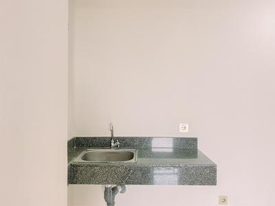 Apartemen Transpark Cibubur - Homey 2BR Unfurnished with AC at Transpark Cibubur Apartment By Travelio