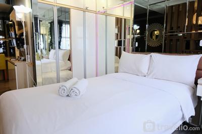Apartemen Parahyangan Residence - Spacious and Unique Studio with City View Apartment at Parahyangan Residence By Travelio