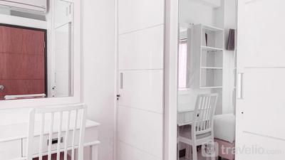 Apartemen Casablanca East Residence - Cozy Living 2BR Apartment at Casablanca East Residences By Travelio