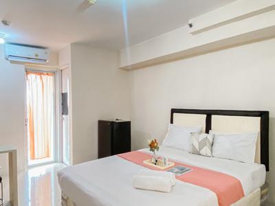 Cozy and Strategic Studio Apartment at Bassura City By Travelio