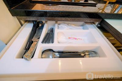 Apartemen Signature Park Grande - Elegant and Modern 2BR Apartment at Signature Park Grande By Travelio