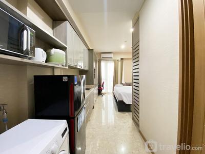 Apartemen Grande Valore Condominium - Best Modern Studio at 10th Floor Grande Valore Condominium Apartment By Travelio