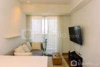 Spacious 1BR with Japandi Design at West Vista Apartment By Travelio