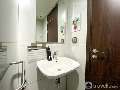 Apartemen LRT City Bekasi - Fancy and Nice Studio at Eastern Green LRT City Apartment By Travelio