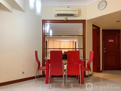 Apartemen Kondominium Taman Anggrek - Comfortable 2BR Kondominium Taman Anggrek Apartment By Travelio
