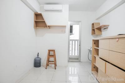 Studio Semi Furnished with AC Green Bay Pluit Apartment near Shopping Mall By Travelio