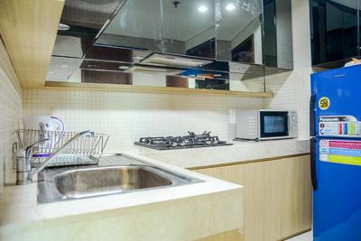 Apartemen St. Moritz Puri - The Royal 2BR St. Moritz Apartment By Travelio