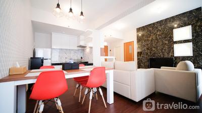 Apartemen Puncak Dharmahusada - Spacious 3BR Combined at Puncak Dharmahusada Apartment By Travelio
