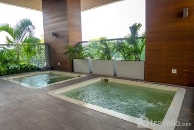 Apartemen Capitol Suites - Spacious Studio Room at Capitol Suites Apartment By Travelio