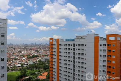Apartemen Green Pramuka City - Nice and Colorfull 2BR at Green Pramuka City Apartment By Travelio