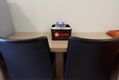 Apartemen Madison Park - Fully Furnished 1BR Madison Park Apartment near Central Park By Travelio