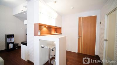 Apartemen Puncak Dharmahusada - Spacious 3BR Combined at Puncak Dharmahusada Apartment By Travelio