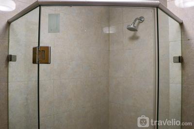 Apartemen The Mansion Bougenville Kemayoran - Homey and Strategic 2BR The Mansion Kemayoran Apartment near JIEXPO By Travelio