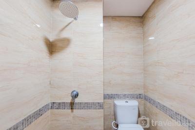 Apartemen B Residence - Good Price and Homey Studio Apartment at B Residence By Travelio