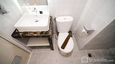 Apartemen Puncak Dharmahusada - Spacious 3BR Combined at Puncak Dharmahusada Apartment By Travelio