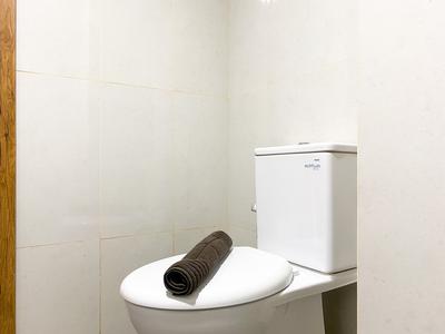 Apartemen LRT City Jatibening - Comfy and Homey Studio at Gateway Park LRT City Bekasi Apartment By Travelio